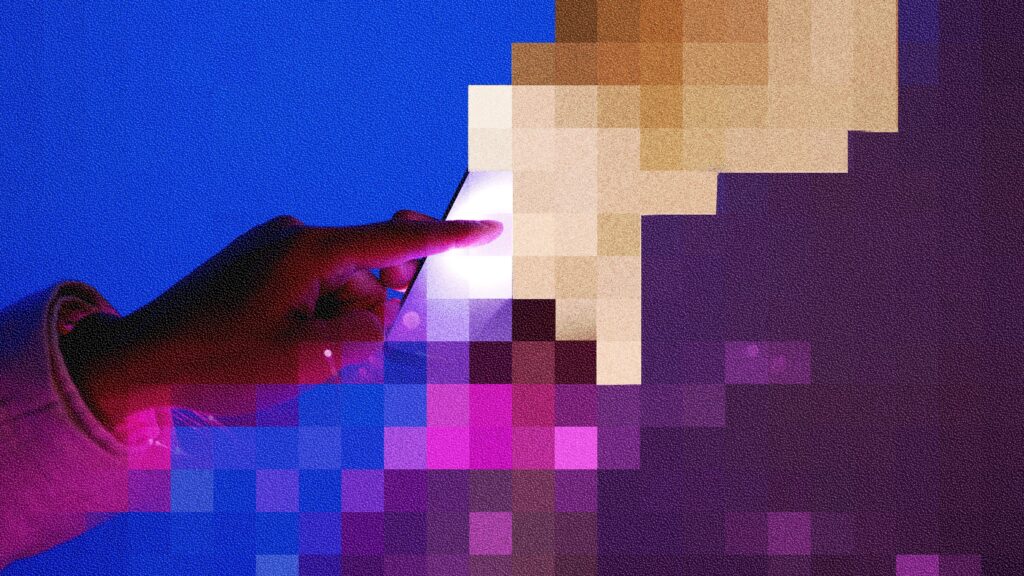 041025 chatbots explicit messages leak MtRQdP