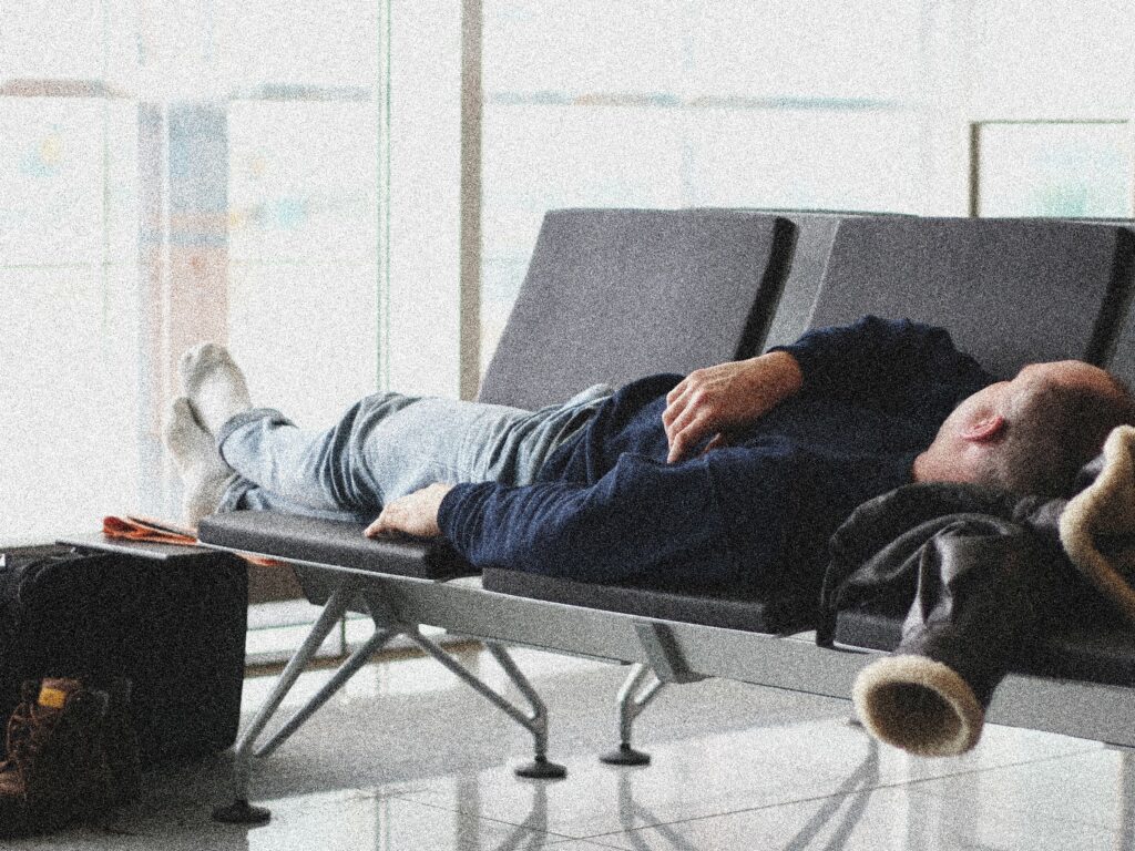 How to Sleep in An Airport 042025 Lede LNYln9