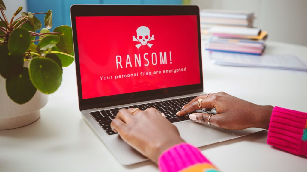 DragonForce ransomware hacks SimpleHelp RMM tool to attack MSPs 20 wEXMiPzVwyFScr9dUD6V9B C3YvVh