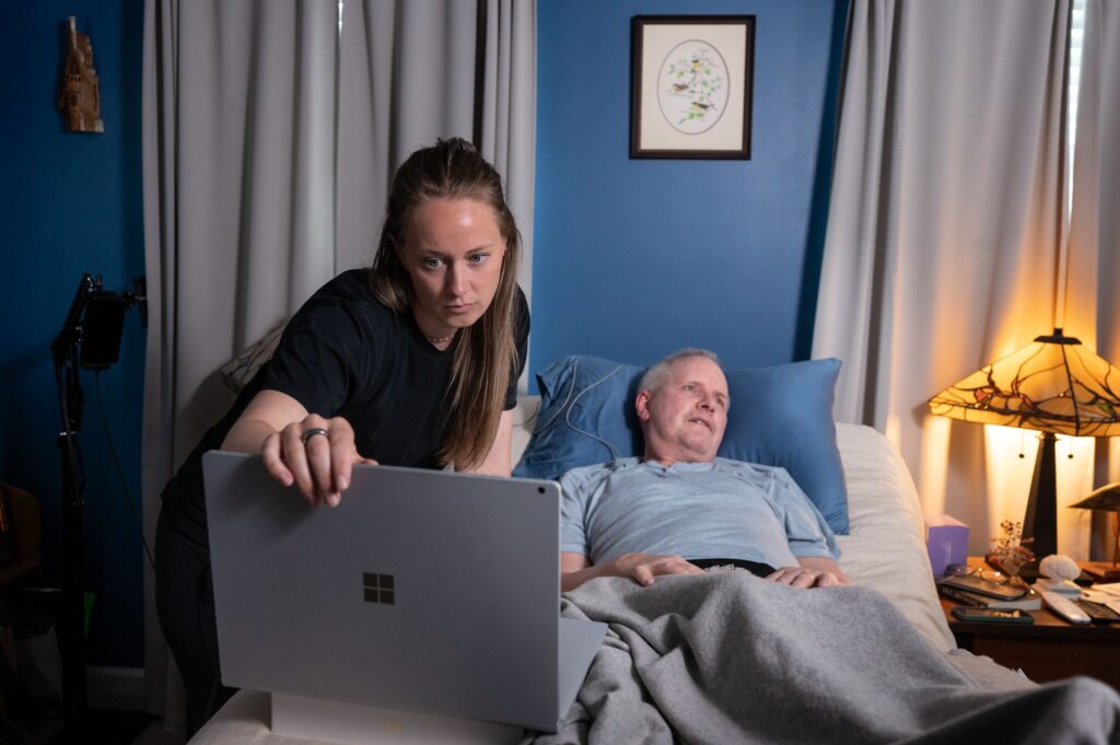 There's Neuralink—and There's the Mind-Reading Company That Might Surpass It 16 20250514 Synchron BCI 07 oUb8Kh