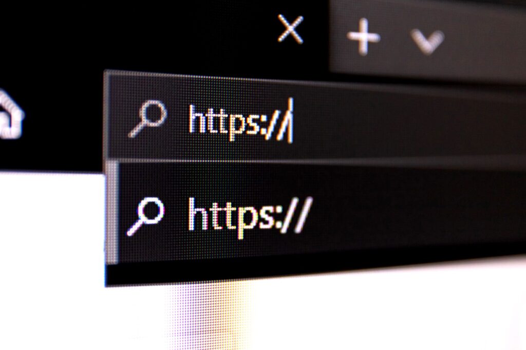 ARS Hackers DNS Exploit Security 1179977223 wjZD4W