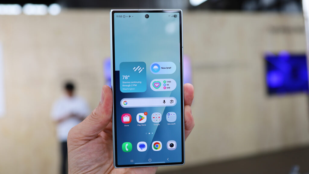 The Samsung Galaxy Z Fold 7 captures the essence of Ultra in a ludicrously thin device, and I still can't believe it 4 EENL9RDKqurPwGaNPVGbrd 1tlCrM