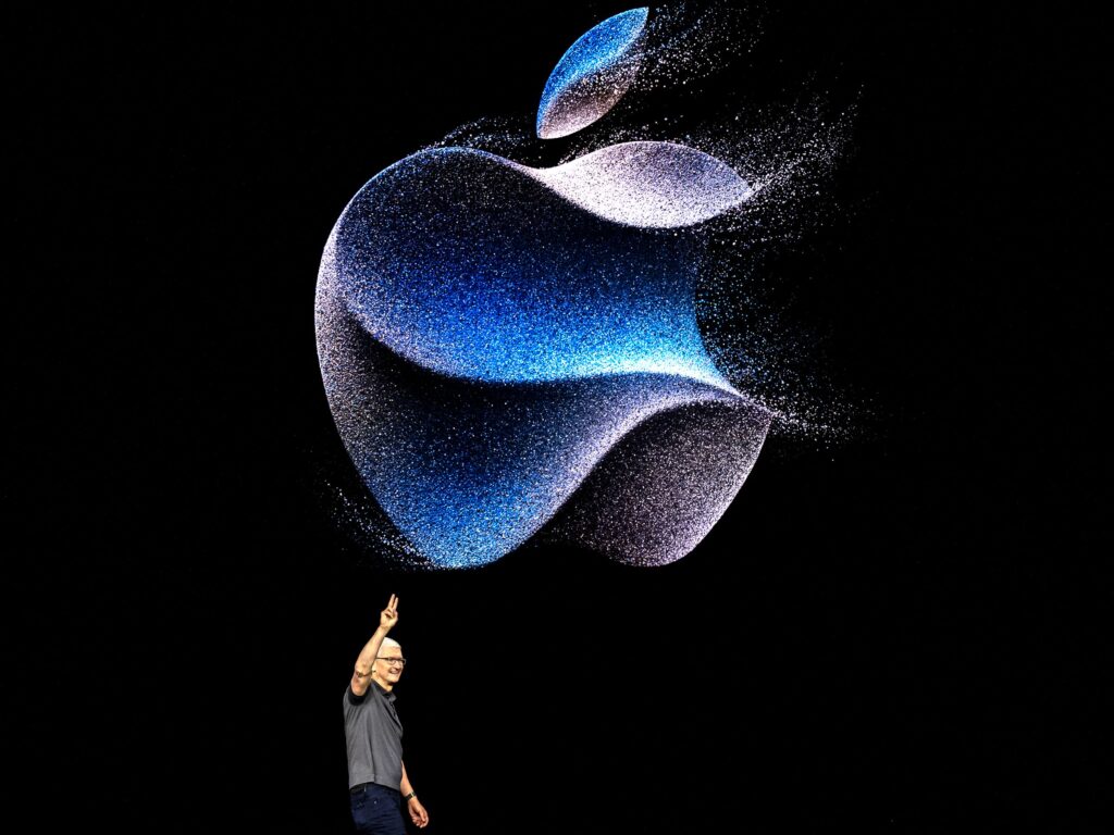 Apple September 2023 Live Blog Gear GettyImages 1660372039 paxwp7