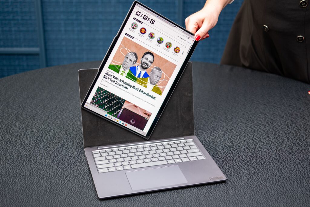 Lenovo20ThinkBook20VertiFlex20Concept20SOURCE20Julian20Chokkattu1 EaIUIl
