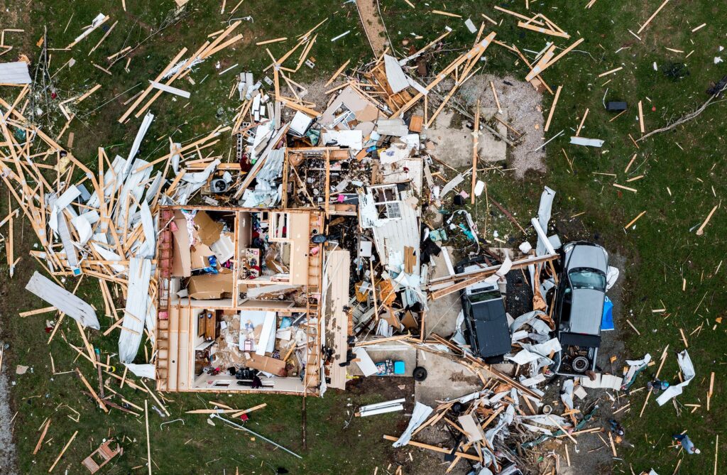 hurricane real estate sci AP21298759944883 9XHGP2
