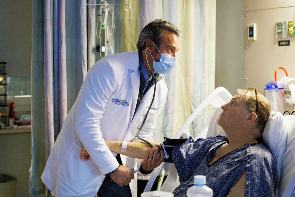 Man Has Pig Kidney Removed After Living With It for a Record 9 Months 20 20250201 kaf discharge 008 srgb sIruKa