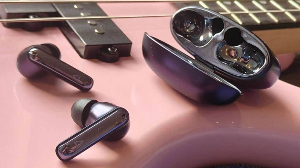 Some of my favorite earbuds from last year just got a massive upgrade and the sound is excellent – bar one key issue 13 AcS8DUNku8h9Hqmed8oCWL 1280 80 noeIbA