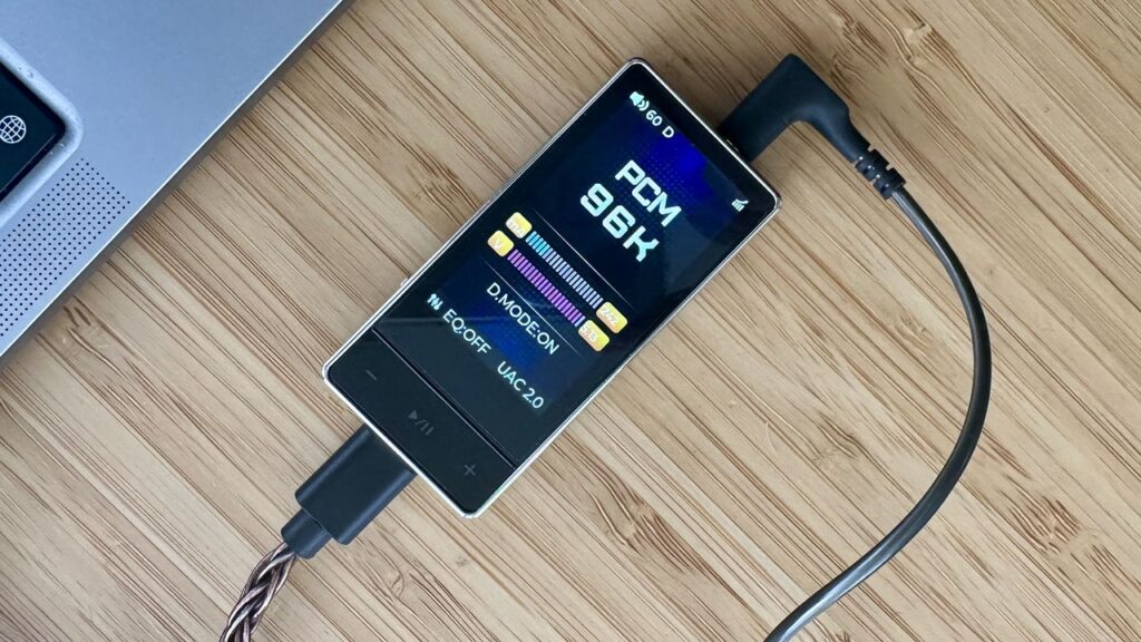 I love this headphone amp/DAC's confident sound, but it's far from the only game in town 8 Gs5k9B5UMVV4AWodGWCiqb 1280 80 i01UcX