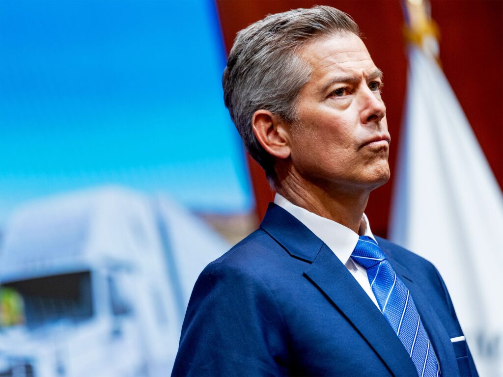 NASA Boss Shook Up Moon Landing Plans Science 2231496815 5Gr8UG