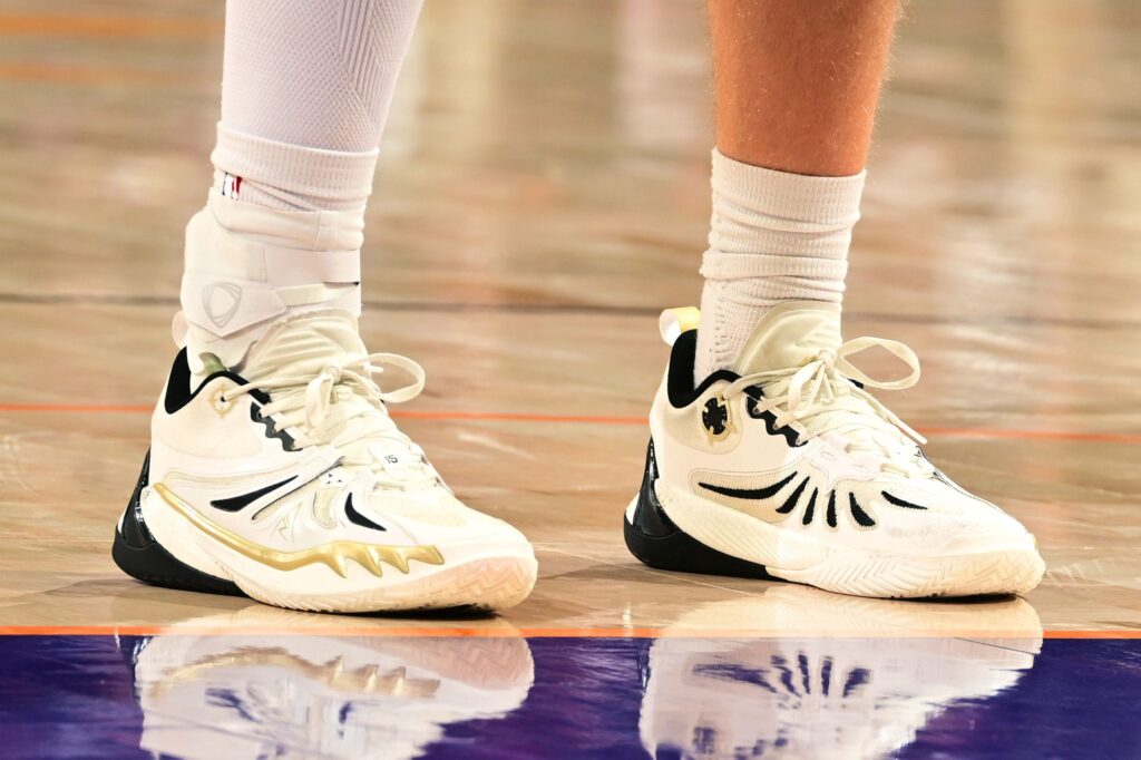 A High-Tech Ankle Guard Is Helping NBA Players Stay in the Game 6 gear betterguard anklebrace 2240677432 pdyQ7w