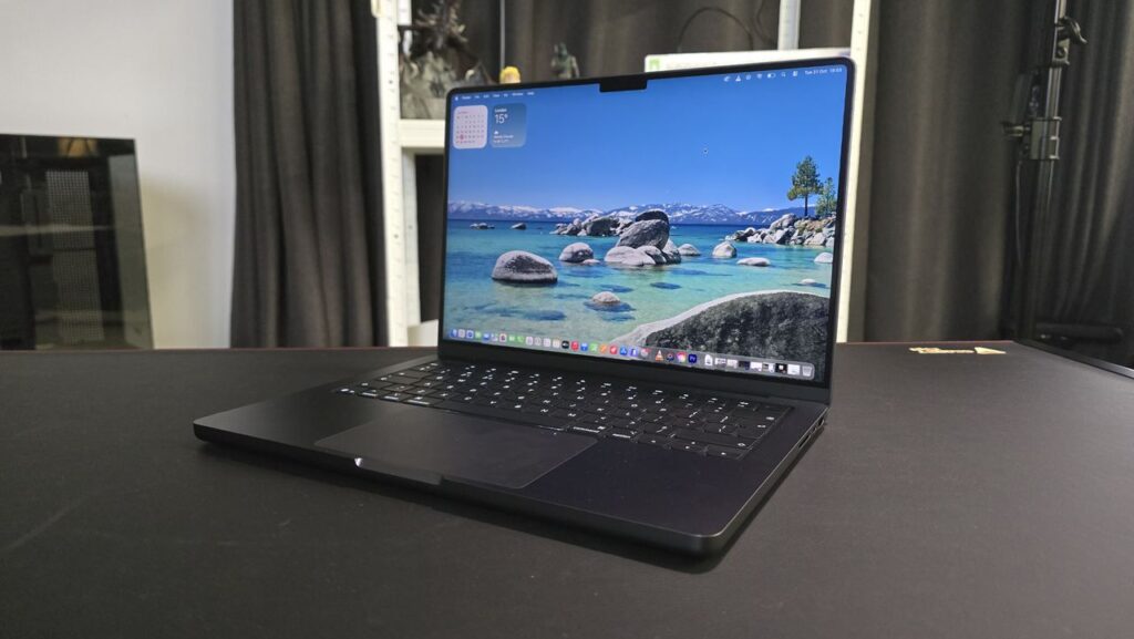 MacBook Pro M5 has an incredibly fast SSD that even Apple undersold with its marketing  9 smHsxS68jubw5mTrWZ5EXe 1280 80 lQL3rl