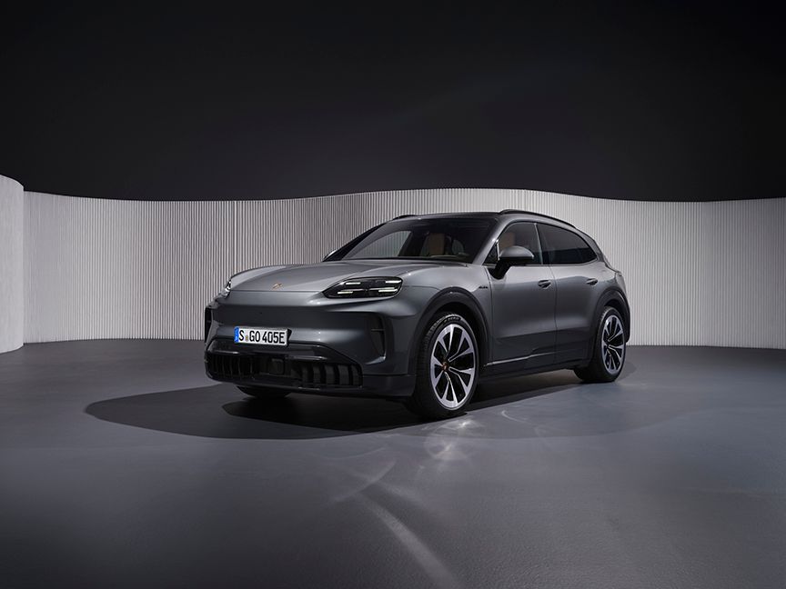 Porsche Cayenne 001