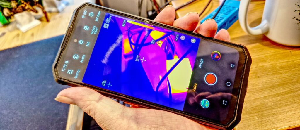 I tested the AGM G3 Pro and it stands out as a classy rugged phone with a neat thermal camera but it can be way too expensive 19 8XExNQRBPbbtfAjMc8PsEQ 1280 80 4Mstb7